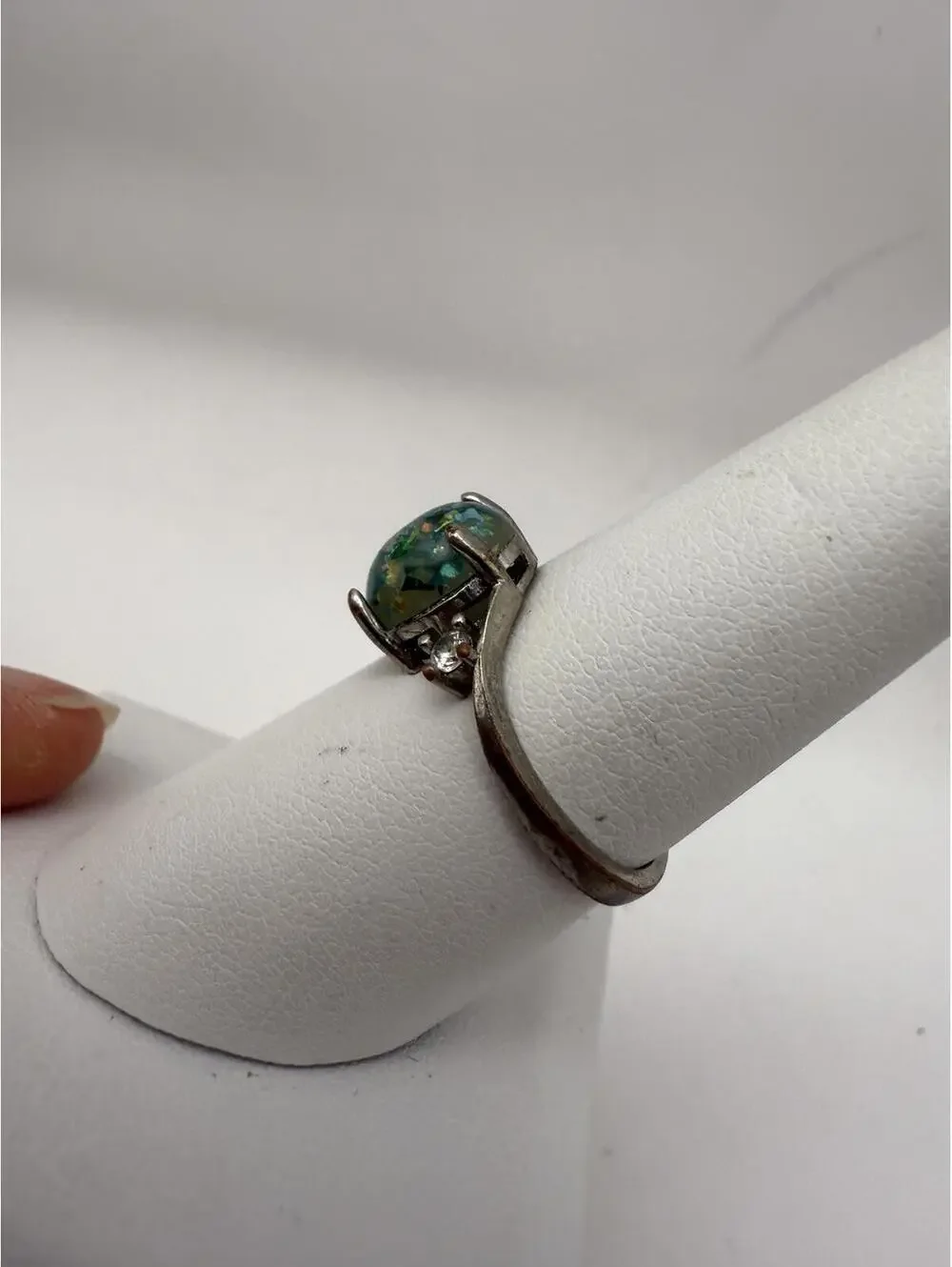 Silver Ring with Multicolor Opal-like Stone and Side Accents Size 7